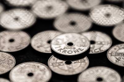 Norges Bank holder kronesalget uendret på 176 millioner kroner daglig i november