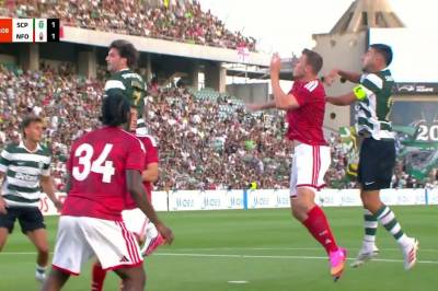 Inacio scorer mot Nottingham Forest
