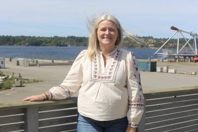 Tiril Fjeld – ei dame i vinden