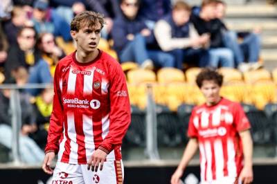 Serieleiar Tromsø med uavgjort mot sisteplassen – Viking pustar dei i nakken