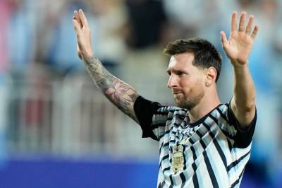 AFP: Algerie har levert Messi-klage til Fifa – mener superstjernen skulle vært utvist