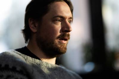 Åpner seg om ungdomstiden: – Jeg ble besatt