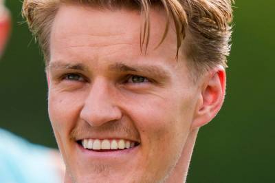 Martin Ødegaard møter pressen i USA