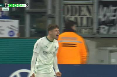 Ullrich scorer mot Karlsruher SC