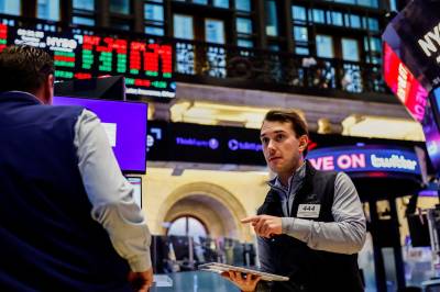 Wall Street stiger svakt før rentebeslutningen