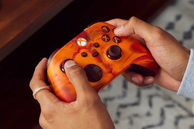 Microsoft har levert Xbox-kontrollere uten batterier i flere måneder