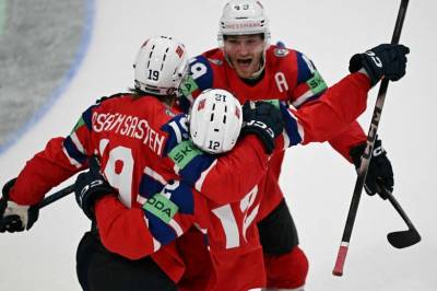 NÅ: Følg semifinalen