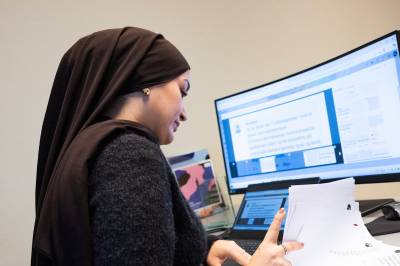 Hetsen rant inn mot Rabia Musavi. Her anmelder hun dem for hatkrim.