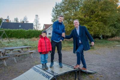 Bygger etterlengtet sykkelbane i nabolaget