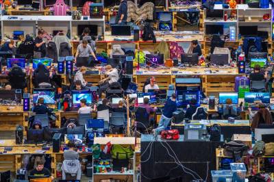 Fremtidens ledere tilbringer påsken i Vikingskipet