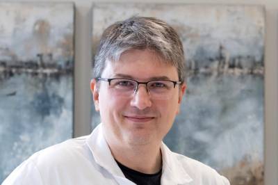 Kan disse bremse Parkinsons? Bergens­forskere har solgt lisensen.
