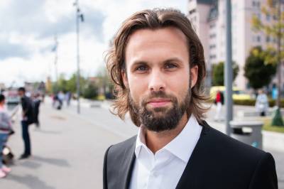 Raser mot strømmegigant: – Vilkårsbruk av verste sort