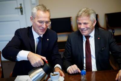 Stoltenberg starter byråkratisk ryddesjau