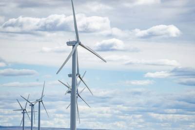 Nytt hyttefelt eller vindmøllepark? Utbyggere har fått for mye makt, mener forsker