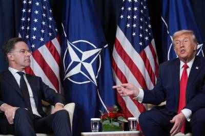 Trump vurderer å trekke USA ut av Nato