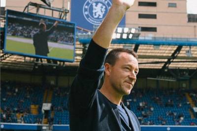 Chelsea legende John Terry ønsket som redningsmann for Championship klubb i krise