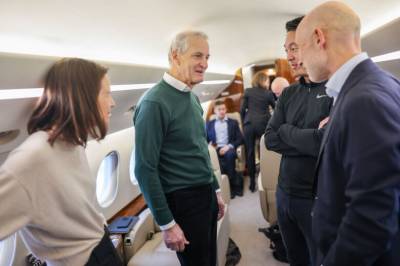 Støre om SMS-en: – Angrer på ingen måte