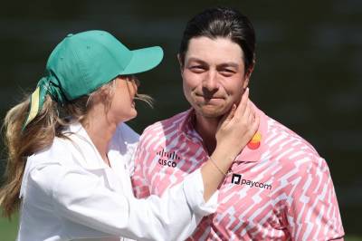 Viktor Hovland bekrefter kjæreste