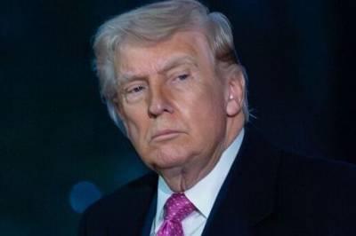 Trump: – Dra til Hormuzstredet og skaff drivstoff