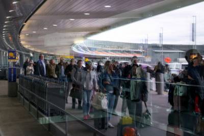 Kan stoppe turister: USA vurderer å stenge innreise ved storflyplasser