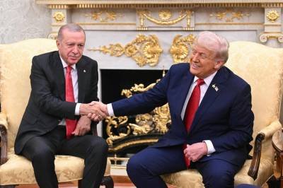 Ba Trump fortsette samtalene med Iran