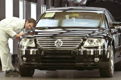 Volkswagen stenger fabrikk i Tyskland for første gang