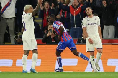 Palace med langt steg mot semifinale