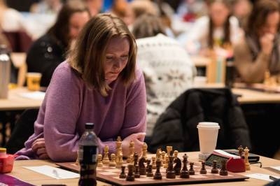 Hvorfor er det egne kvinneturneringer i sjakk?