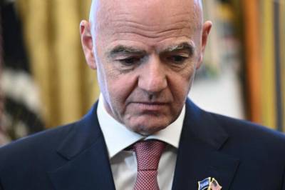 Første land trekker seg