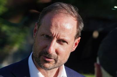SE DIREKTE: Kronprinsen skal se oppvisning fra Slottsbalkongen
