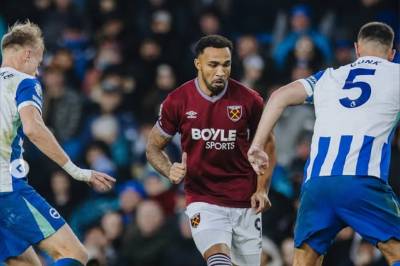 West Ham er i samtaler for å finne en UT for Callum Wilson