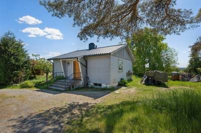 Da dette renoveringsobjektet skulle selges, dukket det opp 40 mennesker på visning