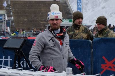 Alpinist til sykehus etter «backflip»-uhell: – Kunne gått så mye verre