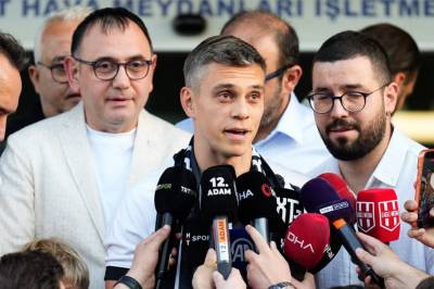 Leandro Trossard har forlatt Emirates