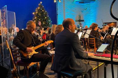 André-stemmen reddet juleshowet