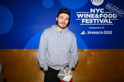 Bryter stillheten etter familie-splid