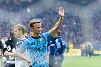 Ombestemte seg på flyet – LSK-overgang i vasken