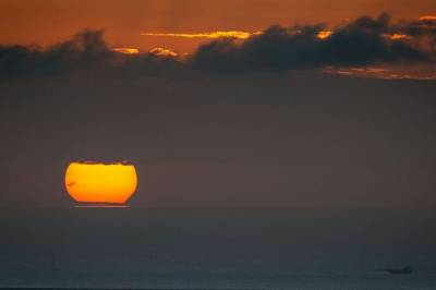 Flere raketter og droneangrep mot Emiratene