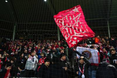 Vil ha tromme-omkamp