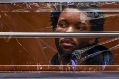 Krever at D4VDs musikk fjernes for strømming