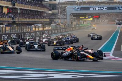 Formel 1 setter september som frist for å avgjøre om sesongen skal avsluttes i Europa i stedet for i Midtøsten
