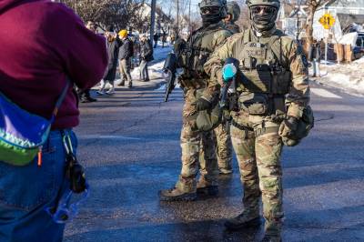 Ice-front i Kongressen. – Det er ikke håndhevelse av loven, det er pøbelvelde.