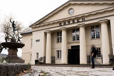 Oslo Børs faller etter rekord