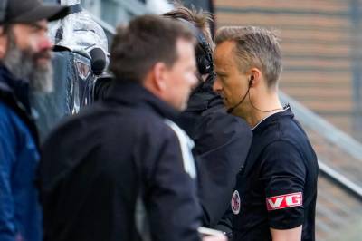 Hard dommerkritikk etter RBK-straffe: – De snakker mot seg selv