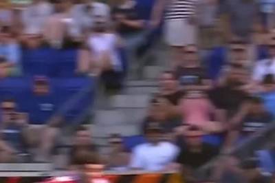 0-4: Che Adams, Skottland