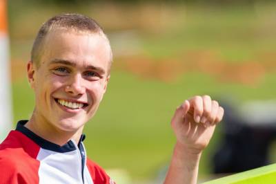 Knockout av langdistansekongen Kasper Fosser – tok nytt EM-gull i orientering