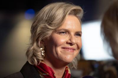 Frp klatrer på ny måling
