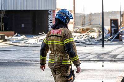 Noe skurrer etter stormen «Dave»