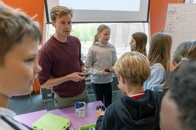 Lærer vant pris: – Jeg har et ganske strengt filter på meg selv