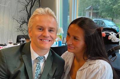 Influenserpar giftet seg
